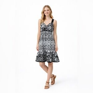 Ann Taylor Black White Geometric Floral Flared Flounce Hem Sheath Dress Sz 8